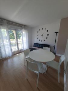 photo For rent Apartment NOISY-LE-GRAND 93