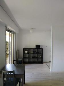 photo For rent Apartment TALENCE 33