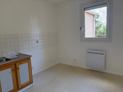 For rent Apartment CHATRE 