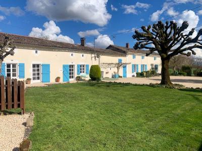 Vente Maison 14 pièces SAUZE-VAUSSAIS 79190
