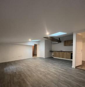 photo For rent Apartment GUITRES 33