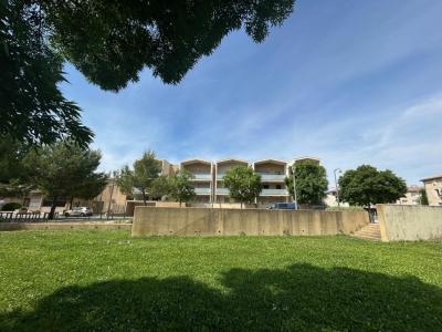 For sale Apartment SAINT-PAUL-TROIS-CHATEAUX 