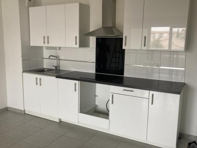 photo For rent Apartment ISTRES 13