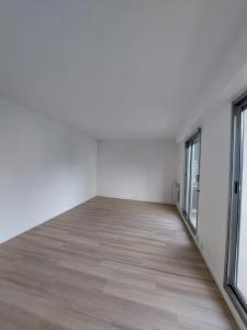 photo For rent Apartment RUEIL-MALMAISON 92