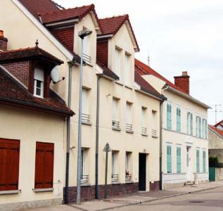 Location Appartement 2 pièces ARCIS-SUR-AUBE 10700