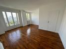 Location Appartement Paris-18eme-arrondissement 75