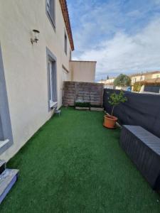 Location Appartement 3 pièces CHATEAUNEUF-LES-MARTIGUES 13220