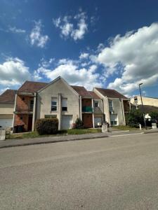photo For rent House TROYES 10
