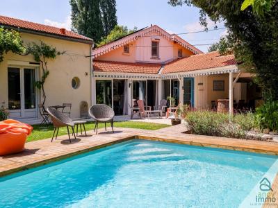 Vente Maison 9 pièces ANGOULEME 16000