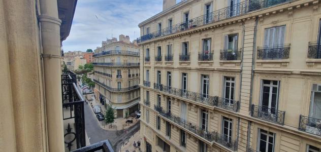Location Appartement 3 pièces MARSEILLE-2EME-ARRONDISSEMENT 13002