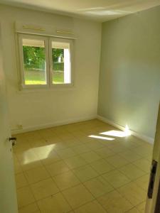 photo For rent Apartment NOGENT-SUR-SEINE 10