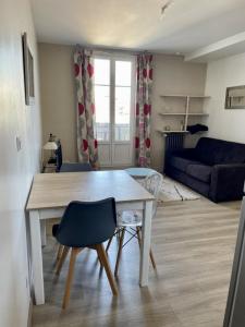 Location Appartement 2 pièces PARIS-19EME-ARRONDISSEMENT 75019