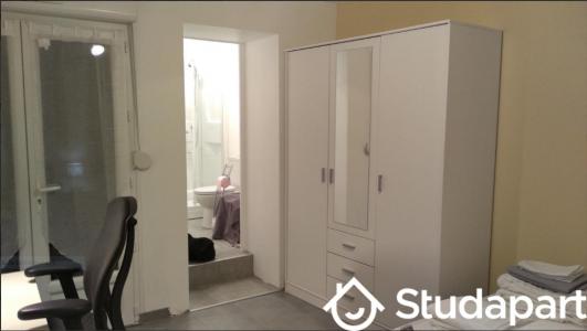 photo For rent Apartment GRAVIGNY 27