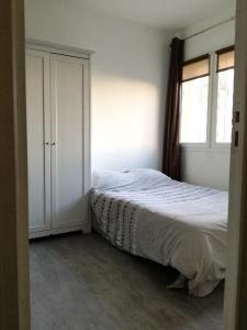 photo For rent Apartment BORDEAUX 33