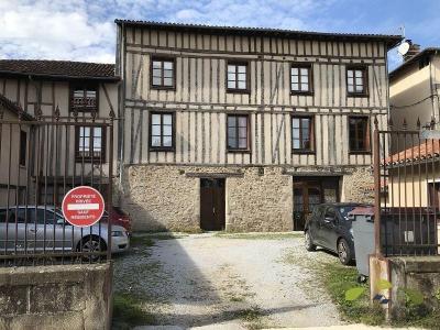 photo For rent Apartment SAINT-LEONARD-DE-NOBLAT 87