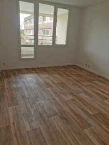 photo For rent Apartment TRAPPES 78