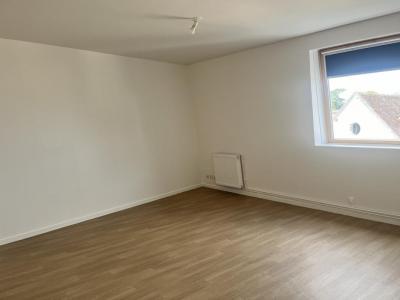 photo For rent Apartment CHATRE 36
