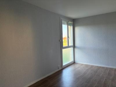 Location Appartement CHATRE 