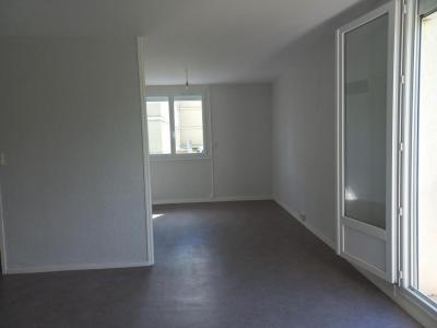 Location Appartement CHATRE 