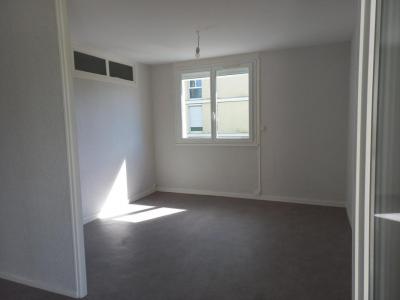 Location Appartement CHATRE 