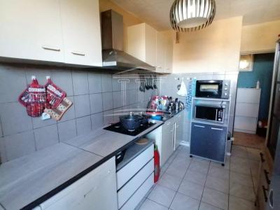 Vente Appartement 4 pièces SORGUES 84700
