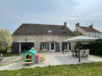 For sale House ROZAY-EN-BRIE 