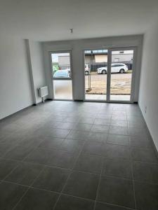 photo For rent Apartment LONGVIC 21