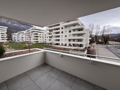 photo For rent Apartment MEYLAN 38