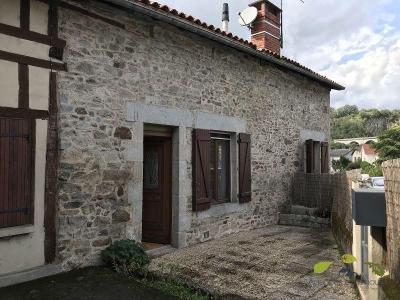 Location Maison 4 pièces SAINT-LEONARD-DE-NOBLAT 87400