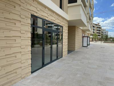 photo For rent Commercial office BEAURECUEIL 13