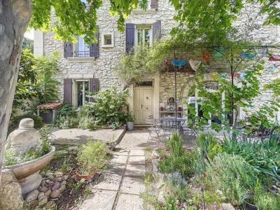Vente Maison 10 pièces VEDENE 84270