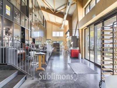 photo For sale Commerce HERBIGNAC 44
