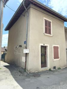 For rent House ARZAY LA-CATE-SAINT-ANDRA