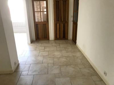 Location Appartement CLERMONT-FERRAND 