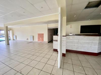 Vente Commerce SAINT-HERBLAIN 44800
