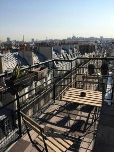 photo For rent Apartment PARIS-9EME-ARRONDISSEMENT 75