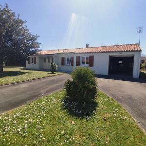photo For sale House ECOYEUX 17