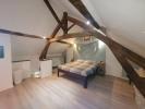 House  DANS UN HAMEAU
