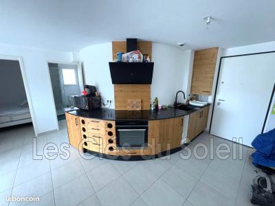 For sale Apartment GARDE  83