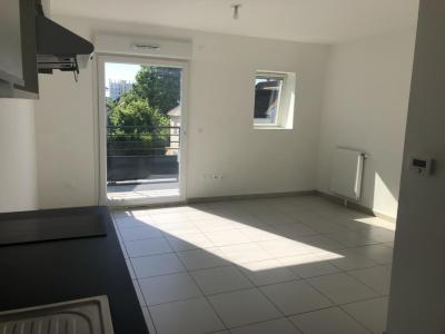 For rent Apartment SARTROUVILLE  78