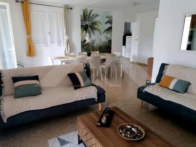 For rent House SAINT-GILLES-LES-BAINS 