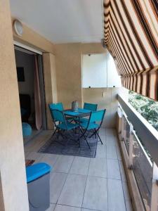 photo For rent Apartment JUAN-LES-PINS 06