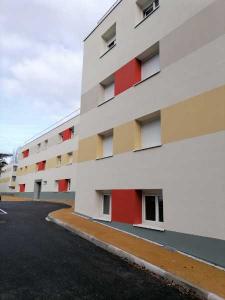 photo For rent Apartment BOUROGNE 90