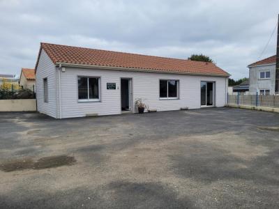For sale Box office CHEMILLE  49