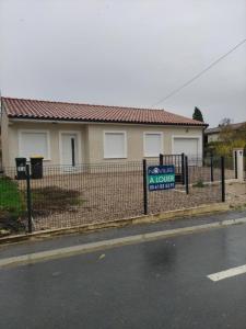 Location Maison 4 pièces REVEL 31250