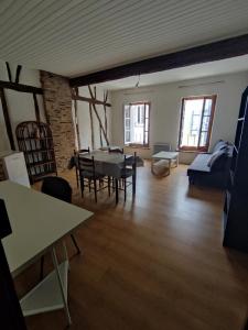 Location Appartement 2 pièces REVEL 31250