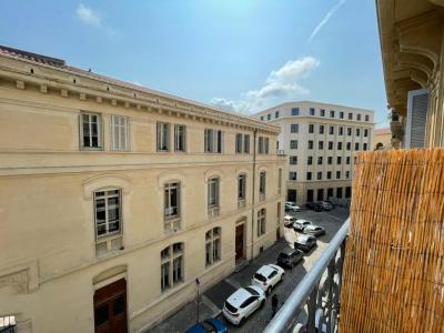 Location Appartement 2 pièces MARSEILLE-1ER-ARRONDISSEMENT 13001