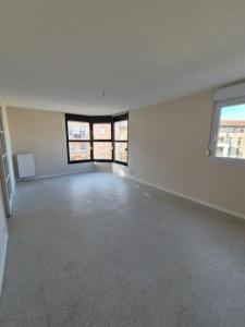 Location Appartement 4 pièces PARAY-LE-MONIAL 71600