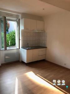 photo For rent Apartment COULOUNIEIX-CHAMIERS 24