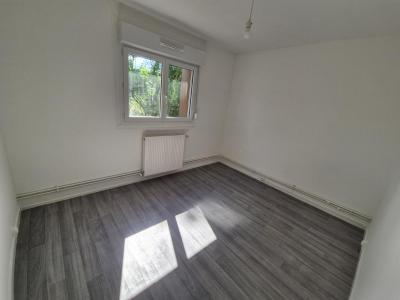 Location Appartement 5 pièces MONTHERME 08800